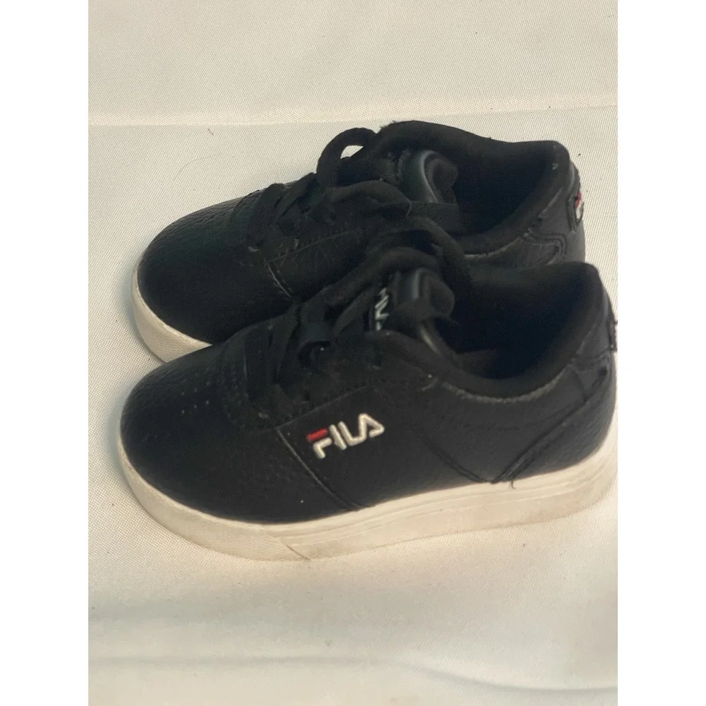 Fila Original Fitness Toddlers' Shoes‎ Black-White-Red Size 6 Bin3